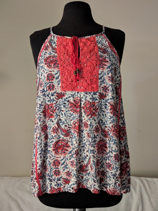Solitaire Tops - Solitaire Coral, Blue, and White Floral Crochet-Trim Halter Camisole